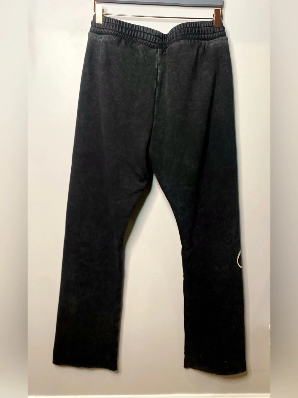 NWT Von Dutch Acid Washed Flare Sweatpant. - Picture 2 of 5